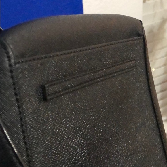 Tory Burch Multi Robinson Tote Large - Picture 8 of 9